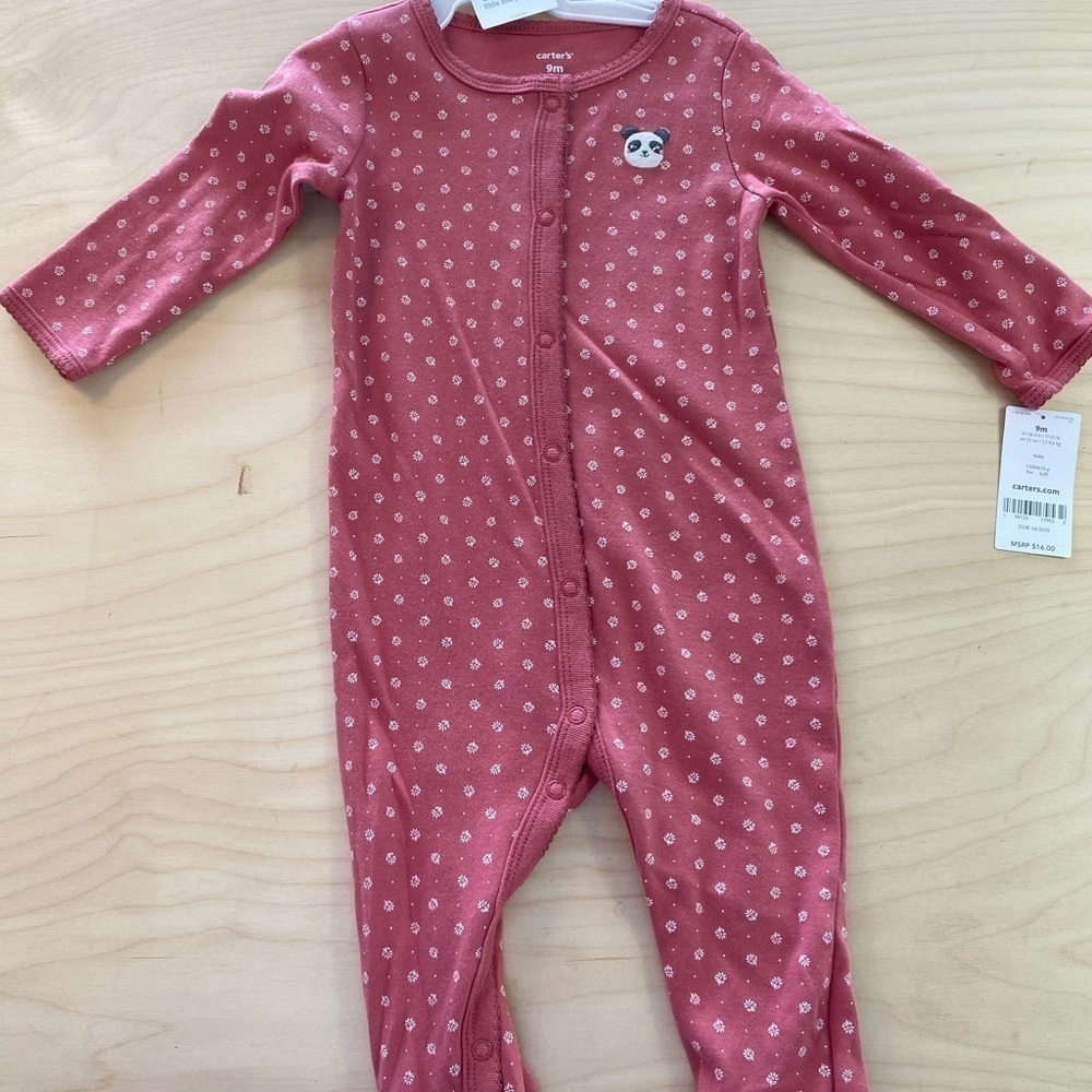 Carter’s Baby Sleeper Size 9 Months (BK) - Picture 7 of 10